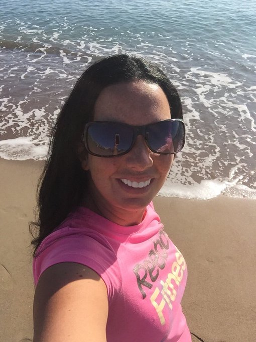 T&uuml;rchen Nummer 2 W&uuml;nsche euch einen sch&ouml;nen 2. Dezember Tag 💋 https://t.co/3GANBwdw3t<a href="/tag/hochdieh%C3%A4ndewochenende"class="tags"><span>#hochdieh&auml;ndewochenende</span></a>