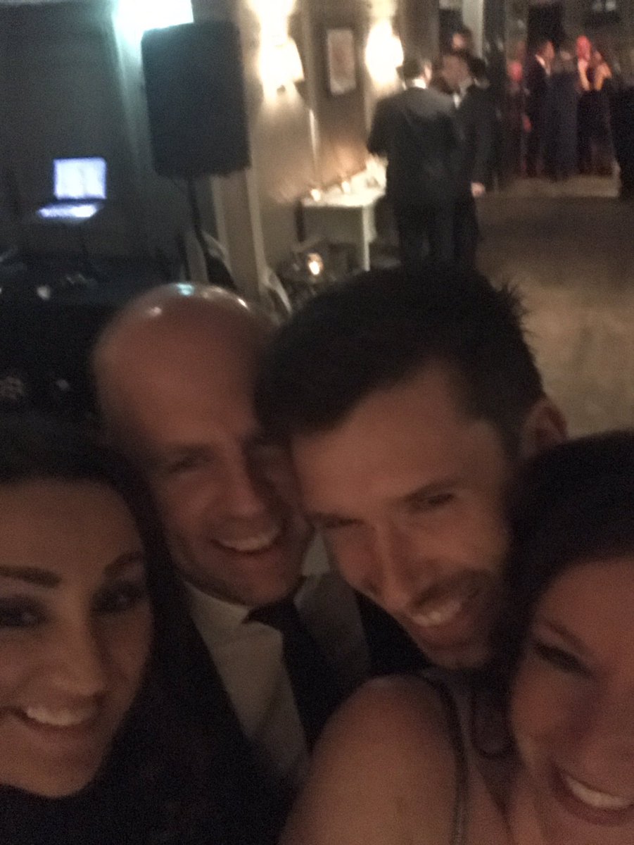 rhi13rhi's tweet photo. The only picture from @EvolutionMoney broker Xmas party @Emma_EvoMoney 🌲 https://t.co/hosoml6yJ4