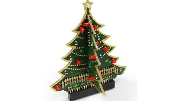 anduslim's tweet photo. Mod ur Raspberrypi for this festive season. 🌲https://t.co/LcDBWnEy8B https://t.co/p77jwgUVLq