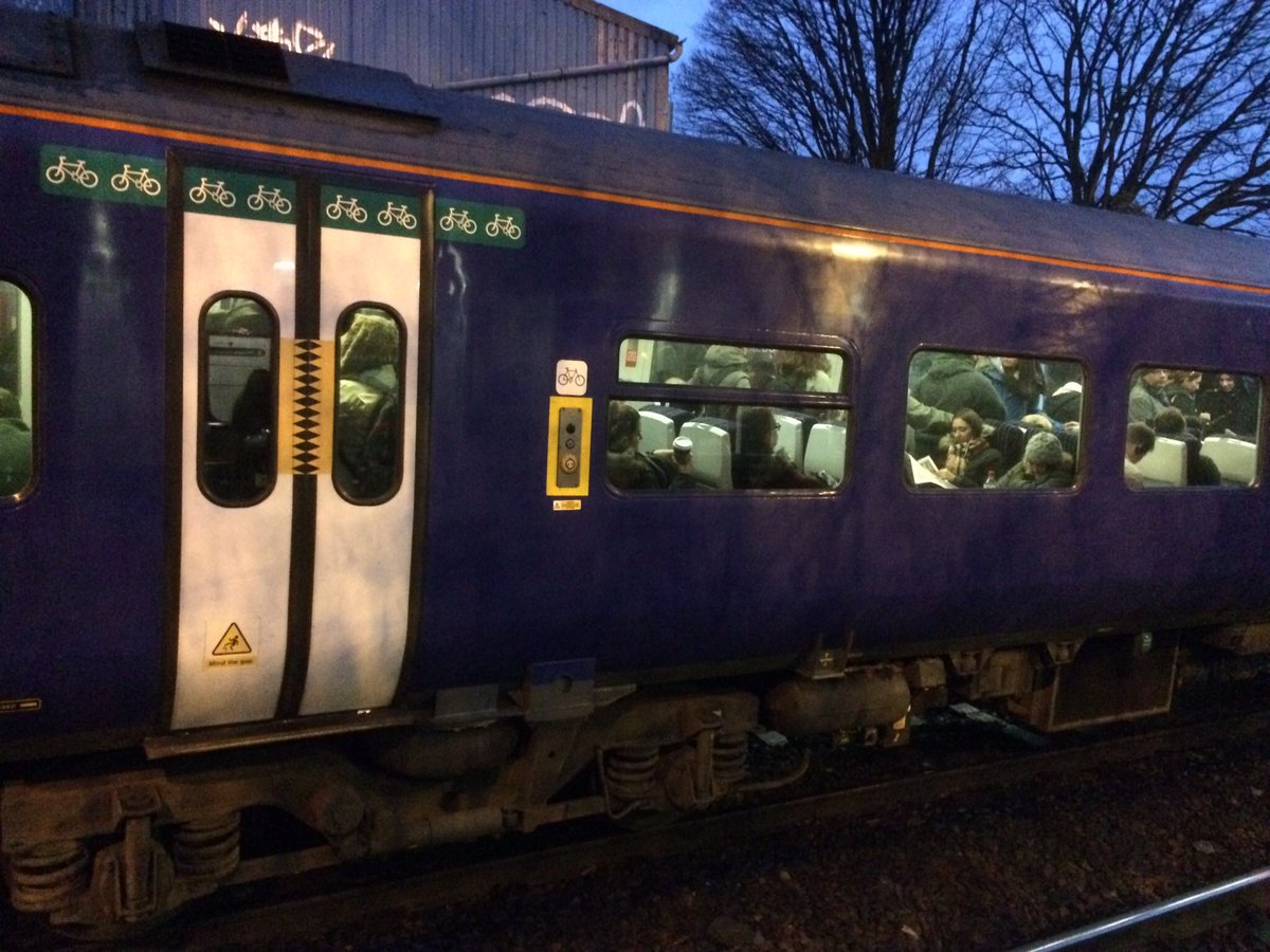 bingleylife's tweet photo. @LeeBow30 @northernassist @GuyAshton1 2 carriages on a 7:30am rush hour trip. Nothing more than cattle trucks. #profitsbeforecustomers https://t.co/nrwRLNgrV4