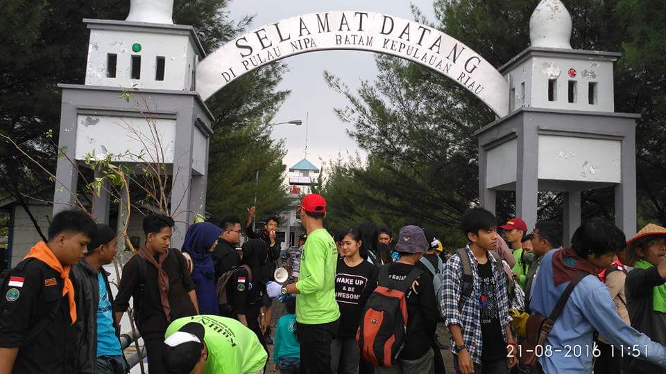 andipecinta's tweet photo. Persiapan penanaman pohon di tapal batas pulau terluar indonesia. Pulau Nipa. @djayawarman @kementan @KementerianLHK 
#yuktanampohon https://t.co/Psx198TQ2R