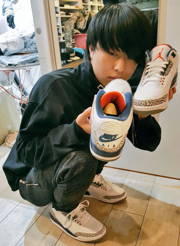 doek9's tweet photo. AJ3ヒールNIKEが入荷‼
アンサー君に宣伝してもらいました
とにかくOGカッコええです‼
27.0㎝27.5㎝是非‼ https://t.co/WnfWDhqu4j
