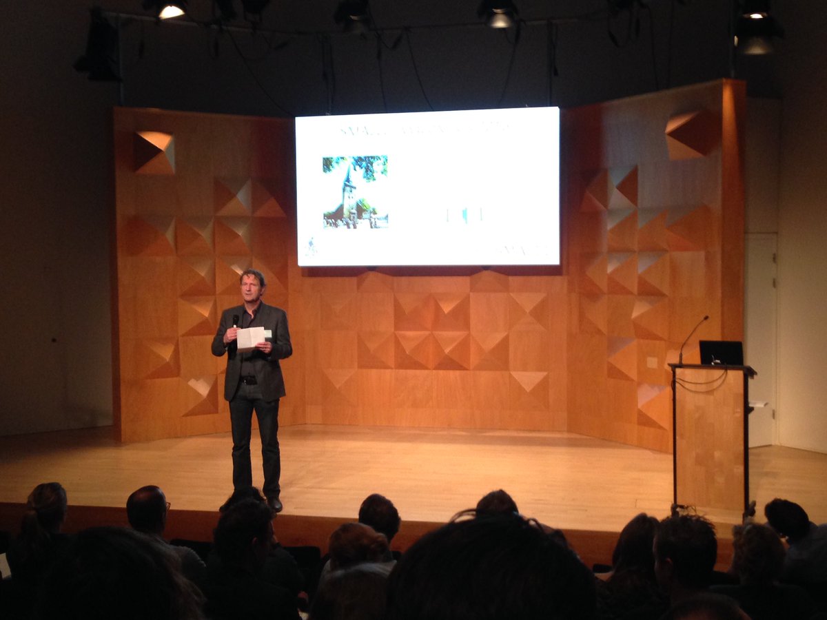 ProCare's tweet photo. Jaap Buurke van @RRDNL opent @smalll_eu jaarcongres. Wij hebben er zin in! #SMALLL2016 https://t.co/Y6jYHLGI0x