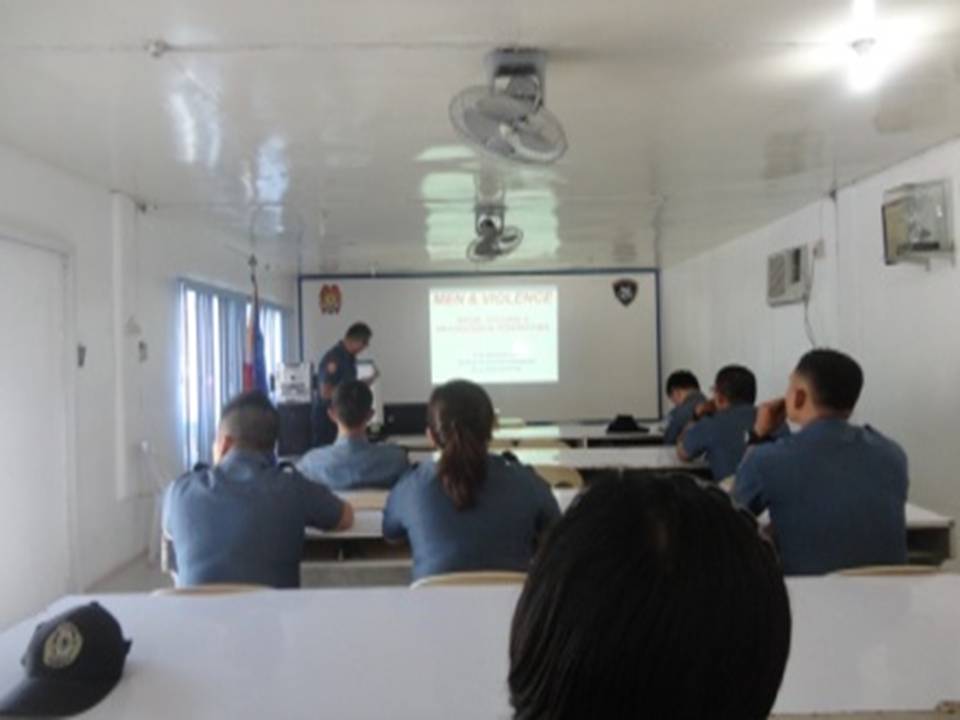 ps07_cocpo's tweet photo. Police Station 7 personnel attended the Men Opposed Violence against Women Everywhere (MOVE) seminar held at COCPO HQS. https://t.co/bXCLCiKYd3
