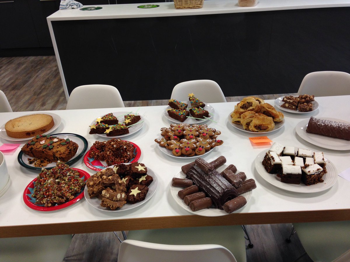 charlottestabb's tweet photo. Festive baking this morning in the JLL Leeds Office in aid of @starlight_uk https://t.co/6694FnLjWC