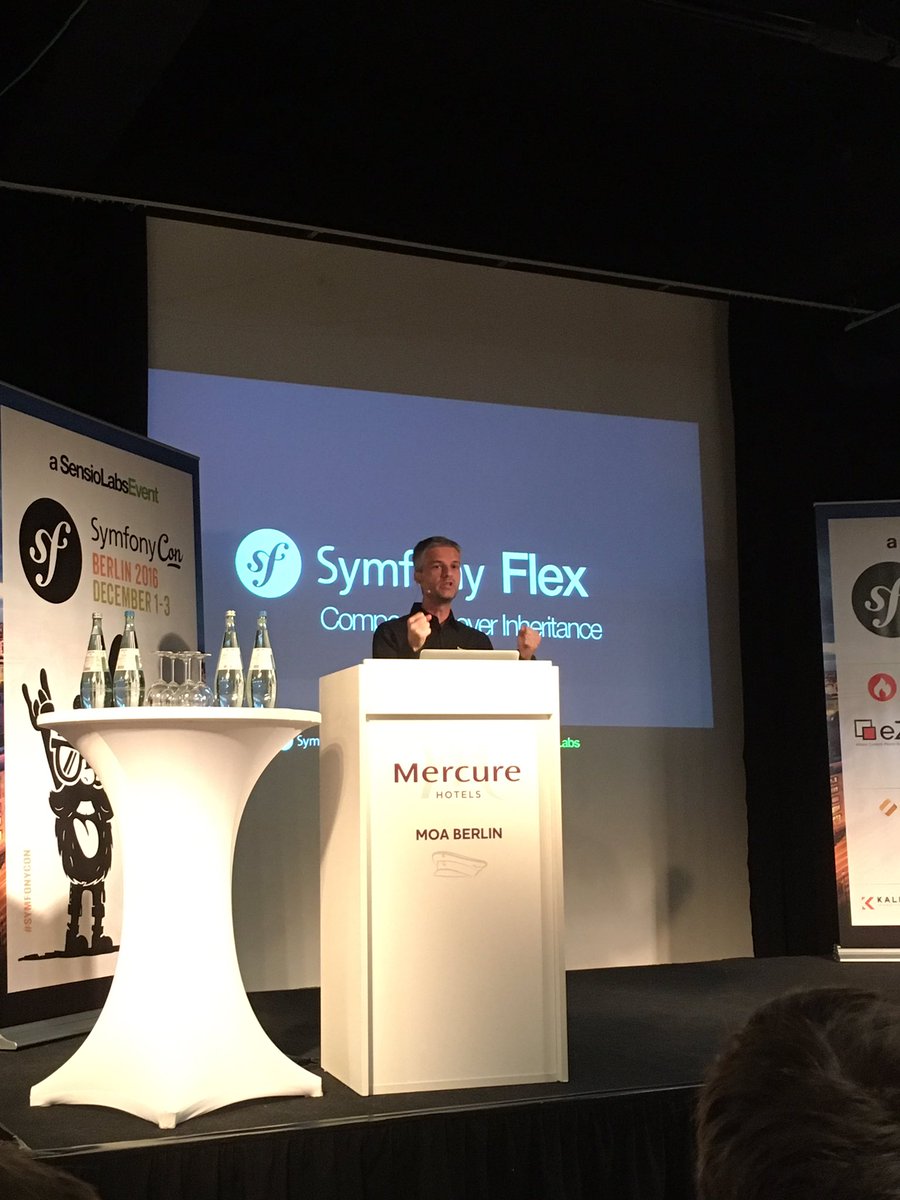 RuudD's tweet image. Flexing with @kunstmaan at #symfonycon! Ik zie mogelijkheden. #symfonyflex #kunstmaanbundlescms
