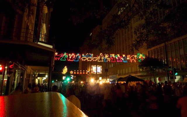 Hello_CT_Mag's tweet photo. See you on the Grand Parade for CT’s biggest, free open-air event – the official switching on of the Adderley Street festive lights 4 Dec! https://t.co/rskzL1ulrN