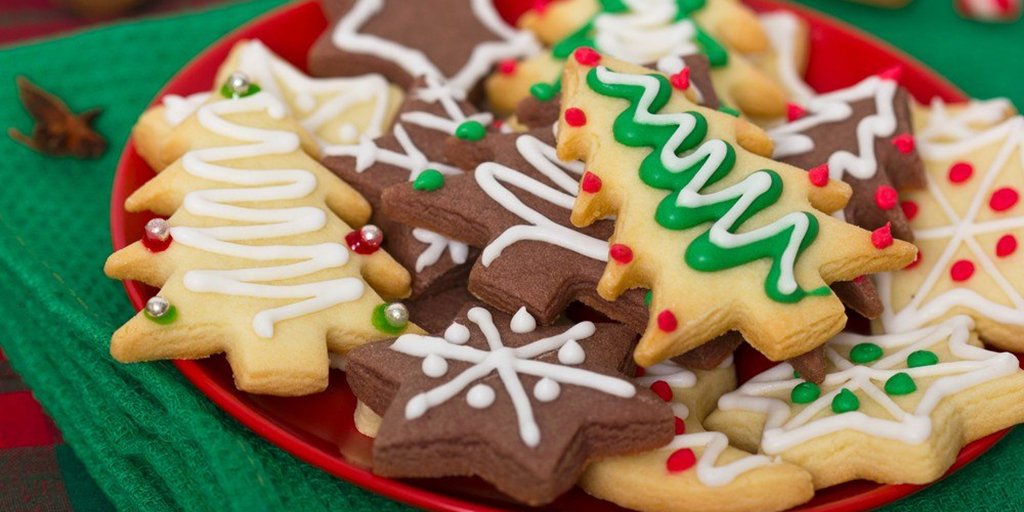 povoljno's tweet photo. Hmm što se ove godine priprema za #bozic
#christmas #food #decor #happyfriday #december #countingdays #colorful #cute #cookies #baking #home https://t.co/55Sd87QsJV