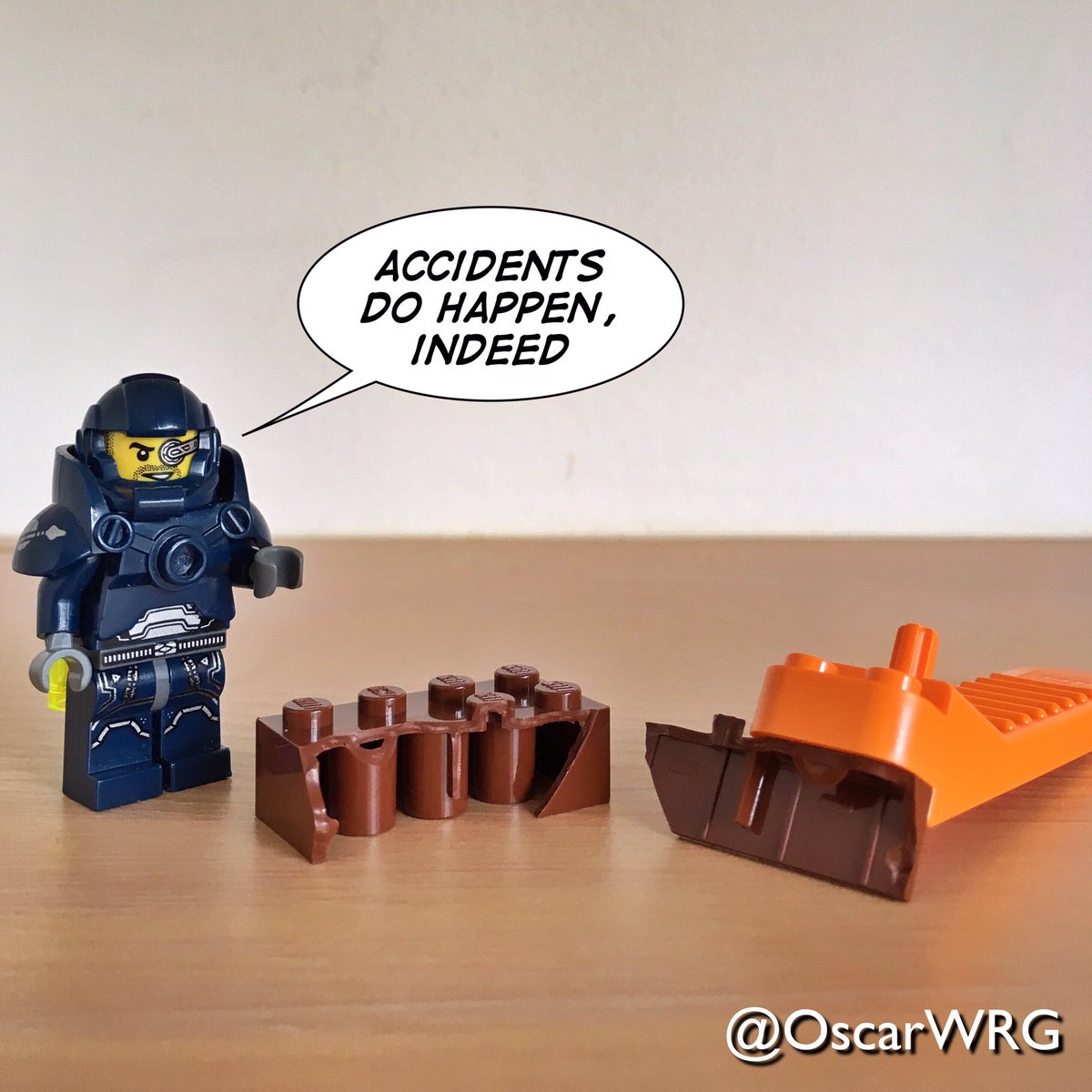 OscarWRG's tweet photo. #LEGO_Galaxy_Patrol #LEGO #BrokenBrick #Broken #Brick @LEGO_Group @brickset @TheBrickNetwork @DoSAinterntl https://t.co/whBazsyMuD