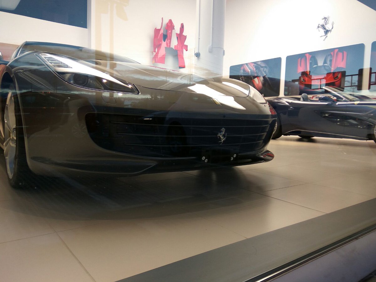 SupercarsofMadrid tweet media