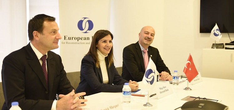 EBRD's tweet photo. We're partnering with @Alternatifbank! US$ 50m trade facility under our @ebrdtrade.  https://t.co/6ivY2kWA09 https://t.co/1QP24qcrK1