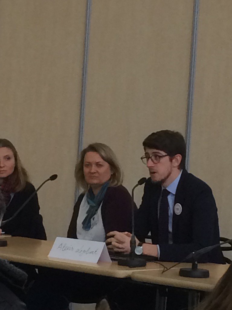 Les Lycéens en Bac ES ont un profil très adapté au Bachelor IDRAC Business School. En live du salon <a href="/letudiant/">l'Etudiant</a>