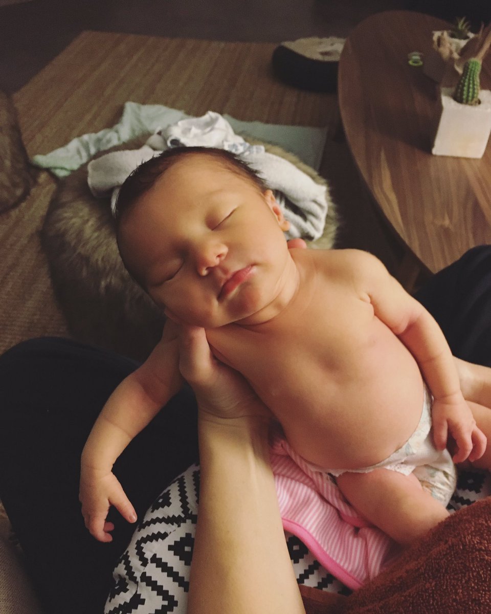 shayleagbrown's tweet photo. How I feel right now. #4am #parentschedule #shesreallycutethough https://t.co/4tEfZryxZs