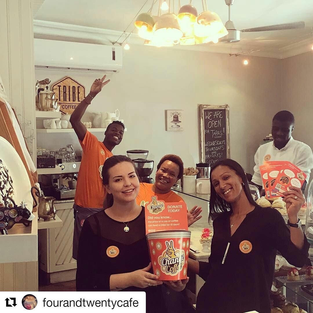 Cait_mcwills's tweet photo. Come join us at @4and20cafe and support the @ChangeCoffeeOrg initiative! @tribe_coffee #changecoffee https://t.co/4fqGQteT7c
