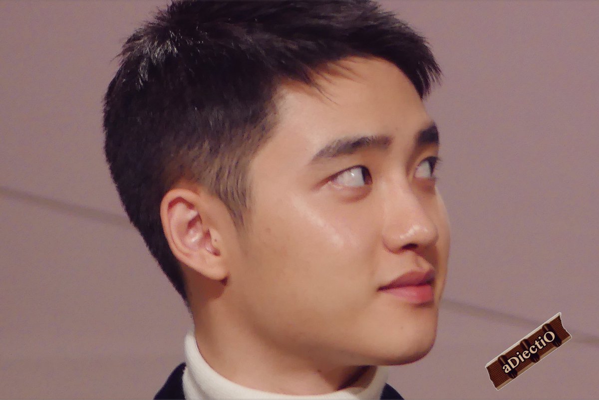 aDiectiO0112's tweet photo. 【preview】161202 MAMA 레드카펫 
#경수 #디오 #kyungsoo #DO https://t.co/T5n1VFBe0Z