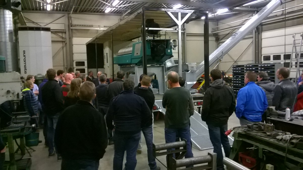 slootsmid's tweet photo. Gisteravond was een informatieavond over de mogelijkheden voor mestverwerking. Deze avond was georganiseerd... https://t.co/WGTZSDdYO5 https://t.co/VU7vgtWsLn