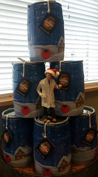 windsoretonbrew's tweet photo. #MandarinIsHERE! Mandarin is now fully available! For a chance to WIN a Mini-Cask just RETWEET! #webrew #Christmas https://t.co/b9ebZfXTBI https://t.co/fKasmoktPr