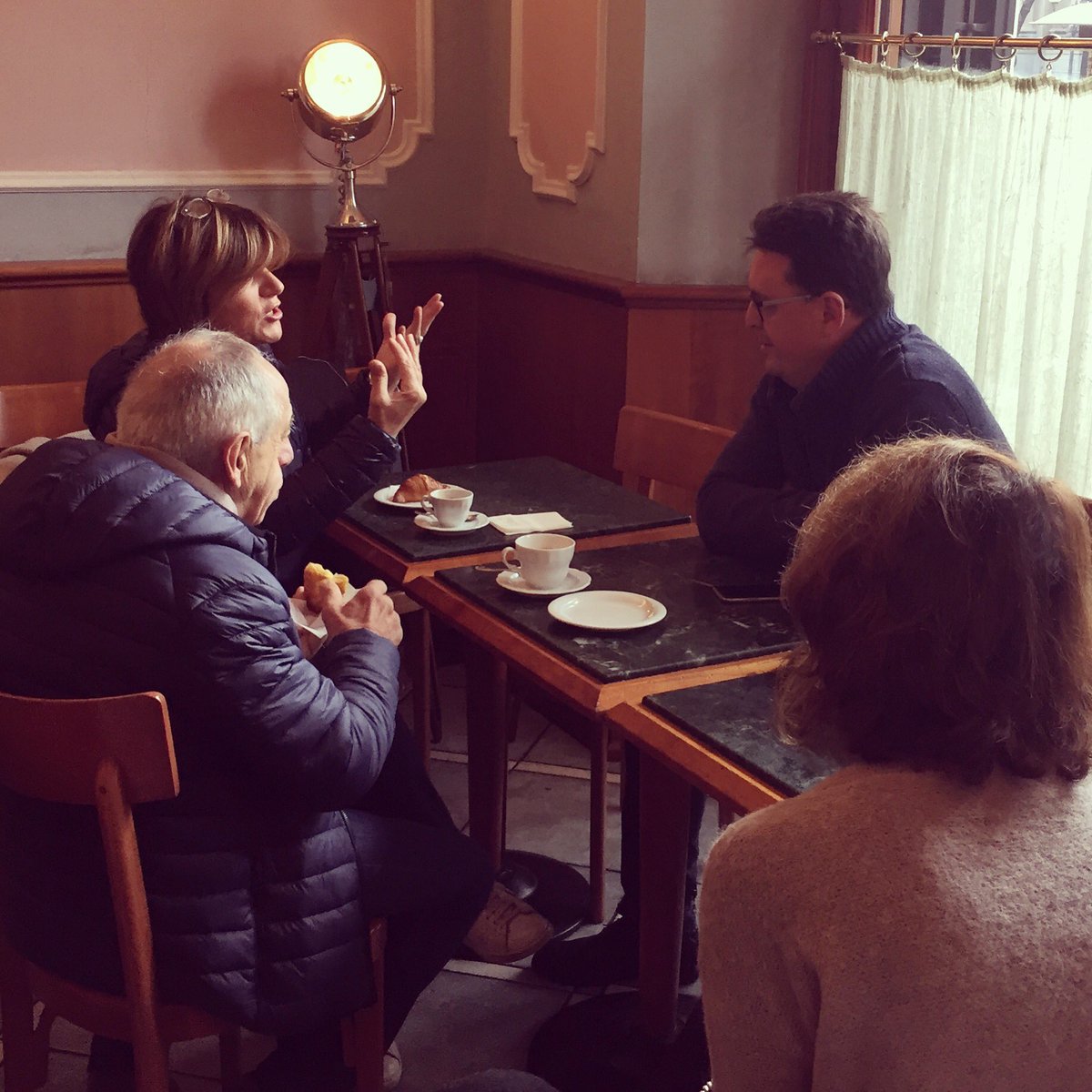 Immagini dalla Colazione con gli indecisi di stamani. In queste ultime ore possiamo fare tanto..facebook.com/nicola.danti/p… #bastaunSi #iovotoSi