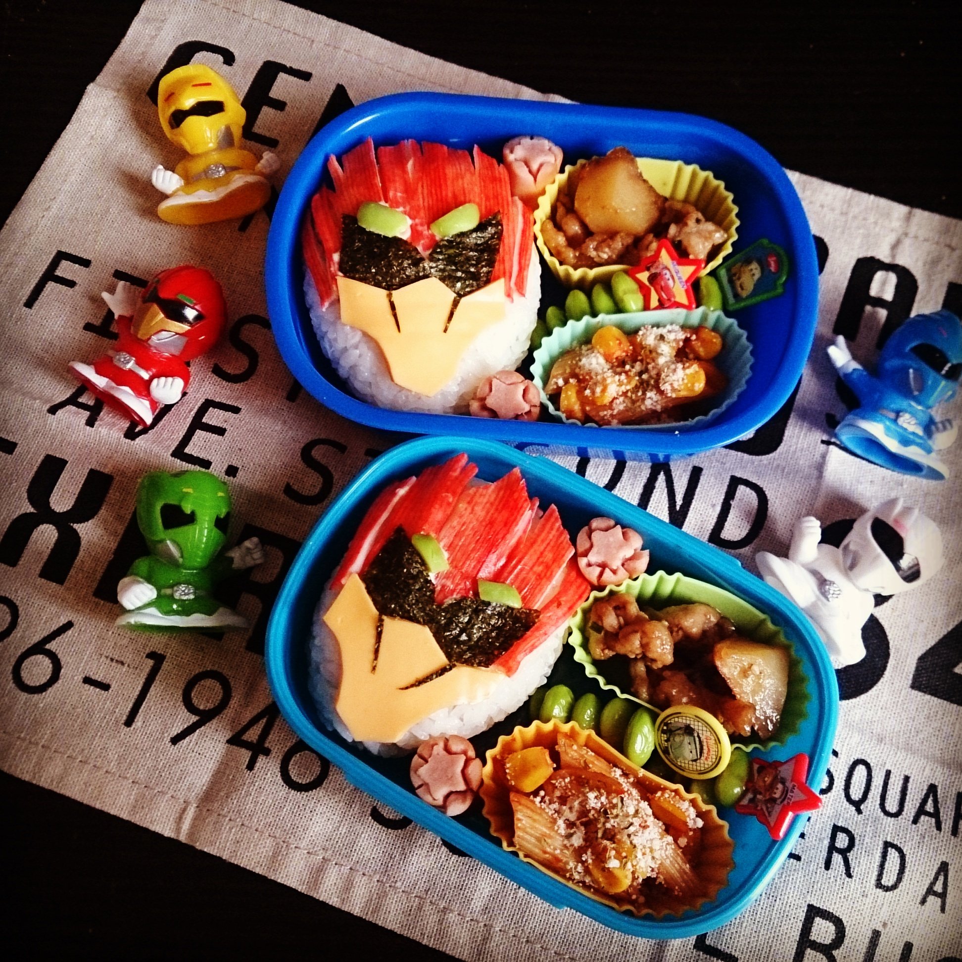 ゆり助 完全に迷子 2学期のお弁当終了じゃ キャラ弁 仮面ライダーフォーゼ ジュウオウジャー 仮面ライダークウガ ゆり助 完全に迷子 2学期のお弁当終了じゃ キャラ弁 仮面ライダーフォーゼ ジュウオウジャー 仮面ライダークウガ