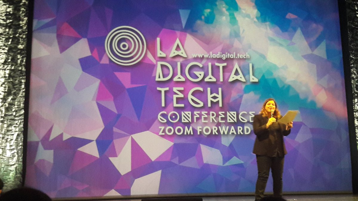 #DigitalTC Super conclusion par @marinebaousson ! Merci pour cette belle édition <a href="/LaFTRSM/">La French Tech Rennes St Malo</a> :)