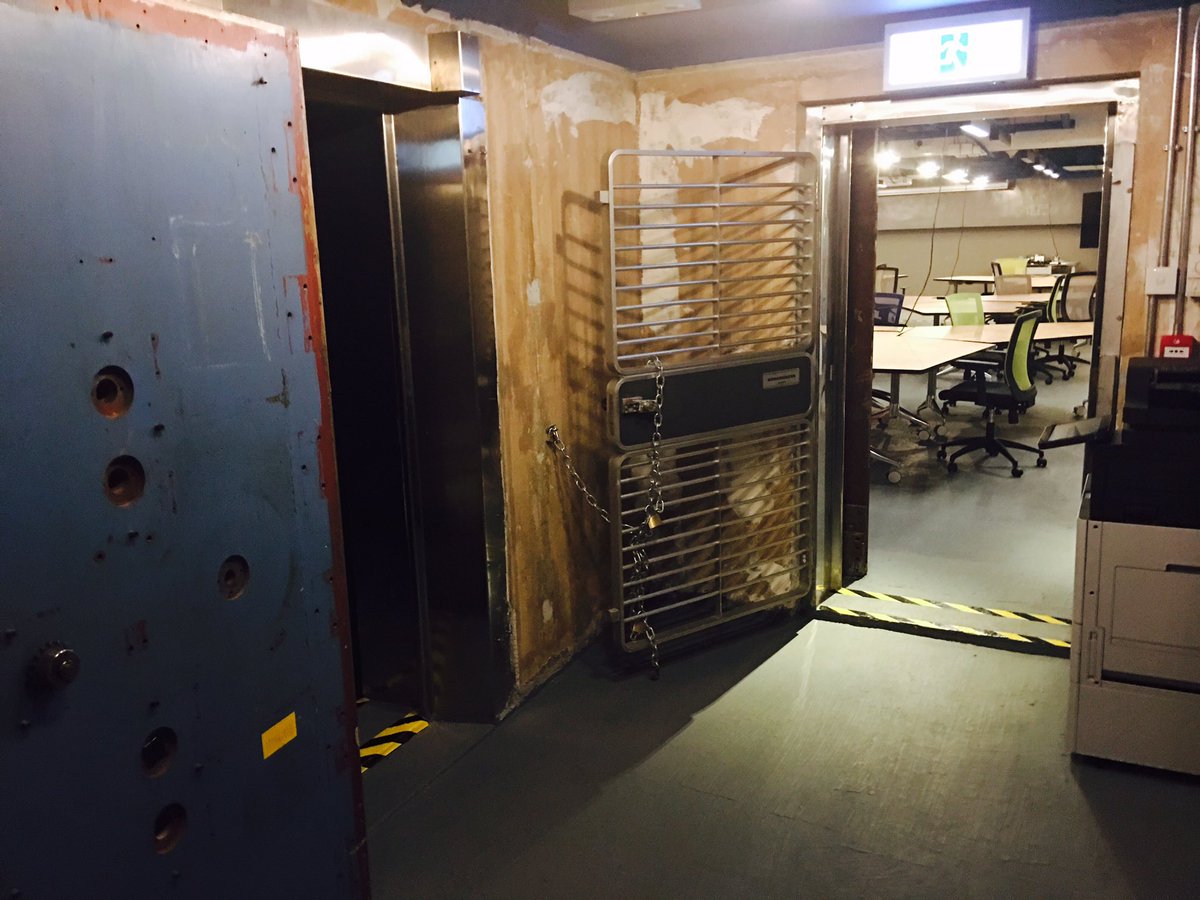 9yardsinno's tweet photo. Love how the Bank transformed the vault into an innovation space. Very cool! https://t.co/zITSsTrPQX