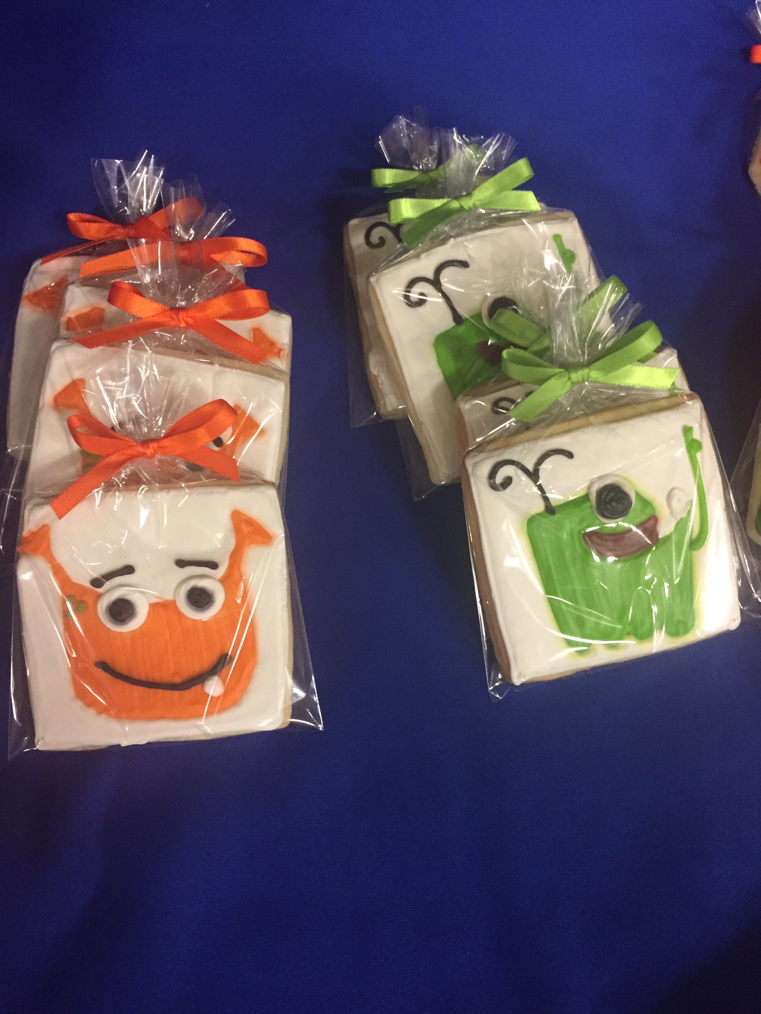 Gigi On Twitter Plory And Yoop Making Their Entrance At Mtcm