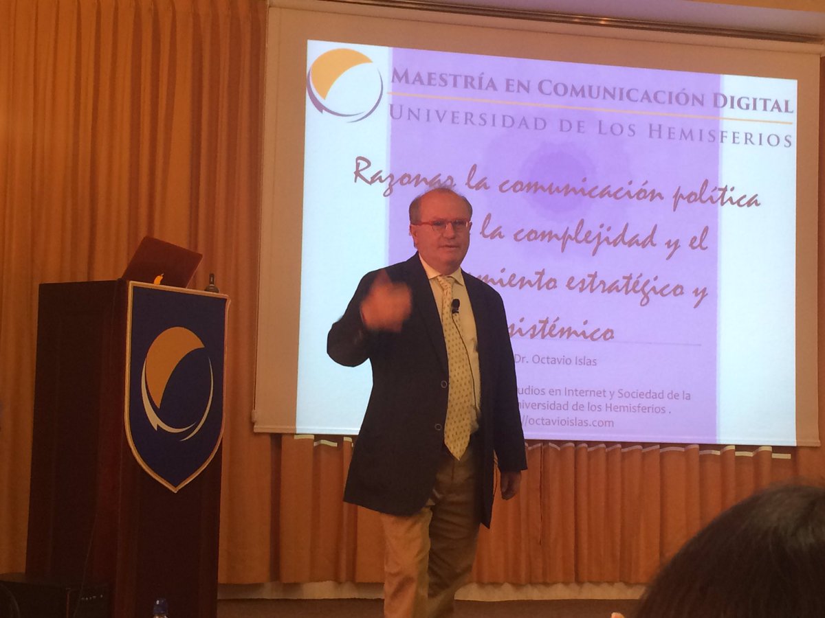 MICD_UDH's tweet photo. El Dr. @octavioislas, profesor de la #MICDUDH, durante su conferencia en la #VIIISemanaComUDH https://t.co/Cavjv6jQTD