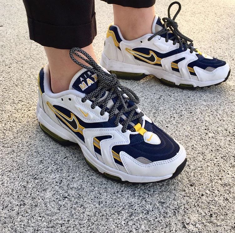 BlackElephantLC's tweet photo. Nike Air Max 96 II XX with the 3M Liquorice laces - available now at https://t.co/MqOHR5ZUAd #laces #ropelaces #nike #airmax  #trainers https://t.co/6MdYYxDYCI
