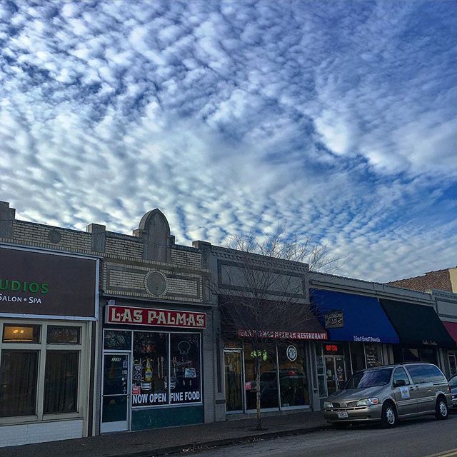 laspalmasmex's tweet photo. We'll be serving complimentary Fruit Punch & Tamales at @MaplewoodChambe's #ChristmasTreeWalk tonight: https://t.co/k1UNOXJDtU #MaplewoodMO https://t.co/WF5Tr4SHqv