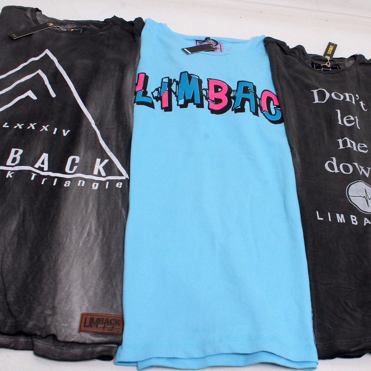 Black Blue and Grey on Friday. 

#clothing #indonesia #madeinindonesia #brandindonesia #indonesiabrand #kaos #tshirt #tees