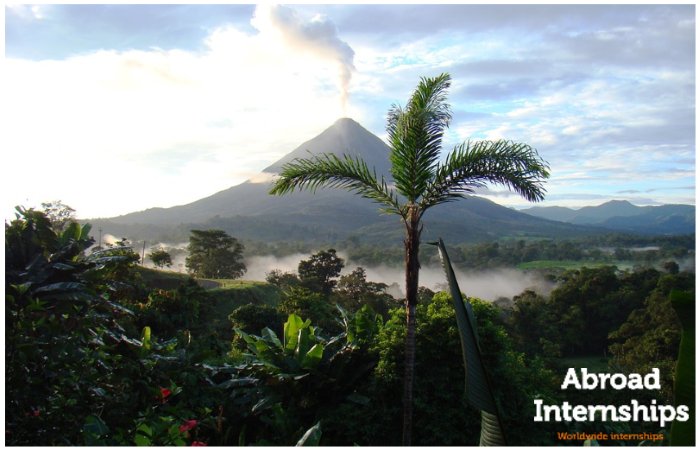 AbroadInterns's tweet photo. Help promoting intercultural relations and stimulate students to learn a new language in Costa Rica! 🌿#internship https://t.co/jbkOsasdek https://t.co/bIjwkF1vVr