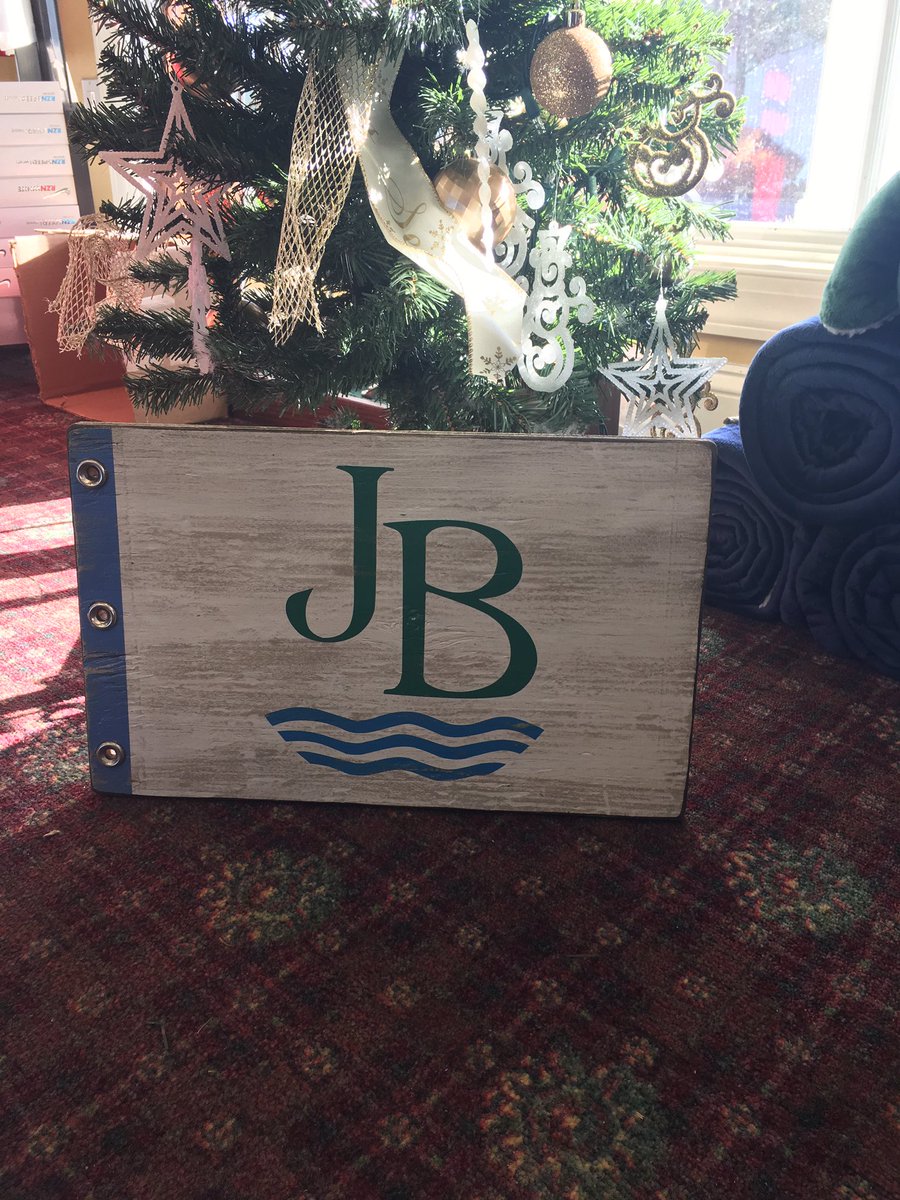 SignsByTheSeaNJ's tweet photo. Our pin flag sign under the tree @jumpingbrookcc https://t.co/sH4ZbxJnLW