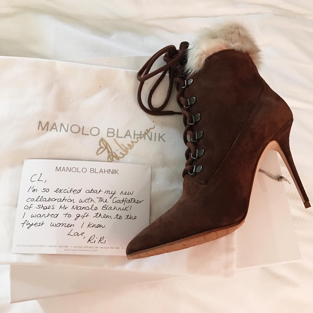 WeLoveChaerin's tweet photo. [IG] CL's update: +Big ❤️ to the ultimate Unnie @.badgalriri thank you always for spoiling me with all the amazing gifts this one is 🔥+ https://t.co/d11JAxK5Pz
