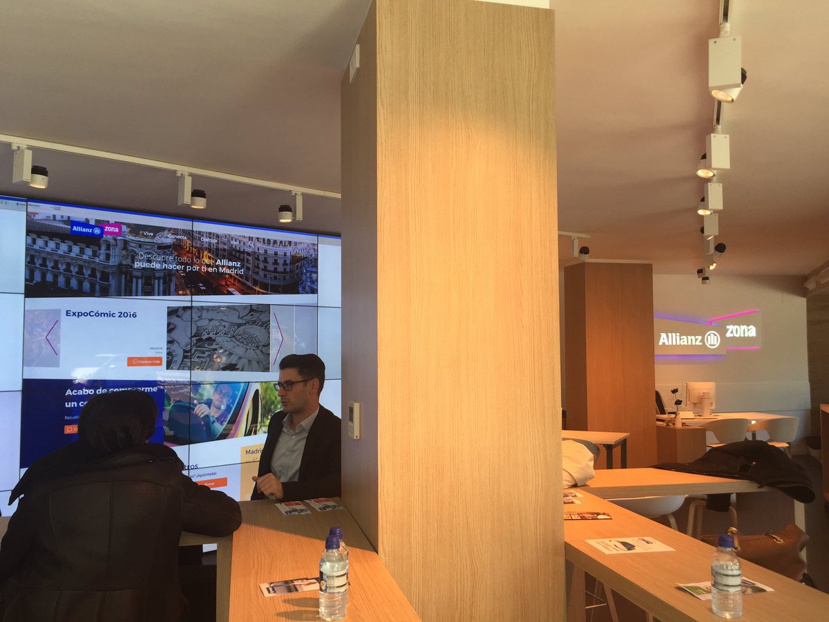 Merci à nos collègues d'Allianz Seguros pour leur accueil et la visite du concept store Allianz Zona <a href="/allianzfrance/">Allianz France</a> <a href="/VirginieFauvel/">Virginie Fauvel</a>