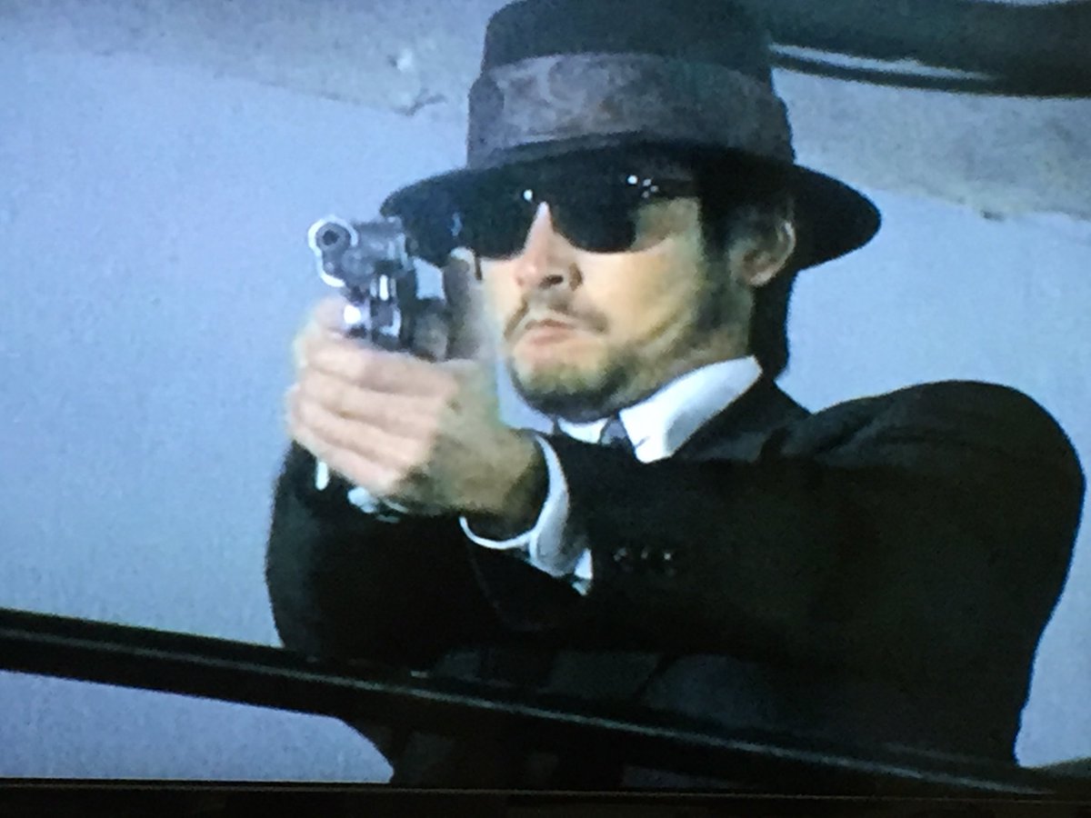 ゴリラ警視庁捜査第8班」にて番組当初 風間刑事(神田正輝)が愛用してい