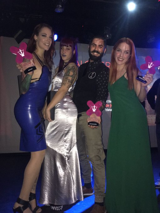 Algunas fotitos de  la entrega de los premios ninfa ! :) @SALONEROTICOBCN  @silviarubix @GabeTonic @AmarnaMiller<a href="/tag/supershow"class="tags"><span>#supershow</span></a>
