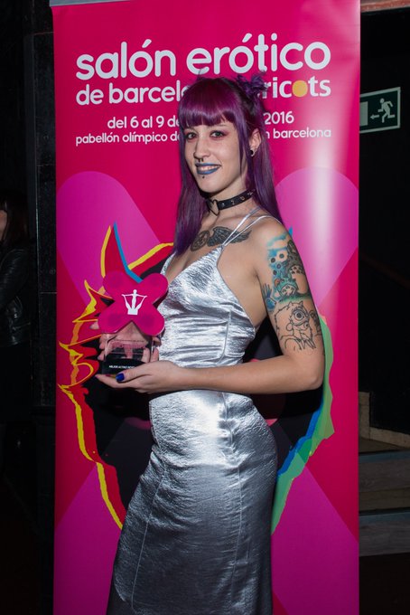 Algunas fotitos de  la entrega de los premios ninfa ! :) @SALONEROTICOBCN  @silviarubix @GabeTonic @AmarnaMiller<a href="/tag/supershow"class="tags"><span>#supershow</span></a>
