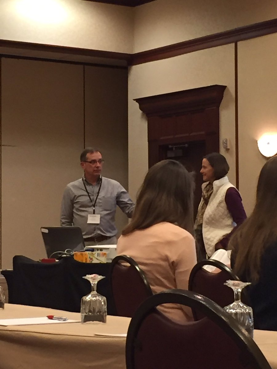 NewEnglandFU's tweet photo. Roger Noonan and Betsy Bihn deliver opening remarks during the Grower Training Course at NEFU 2016 Convention! https://t.co/1hW1m5JfyP