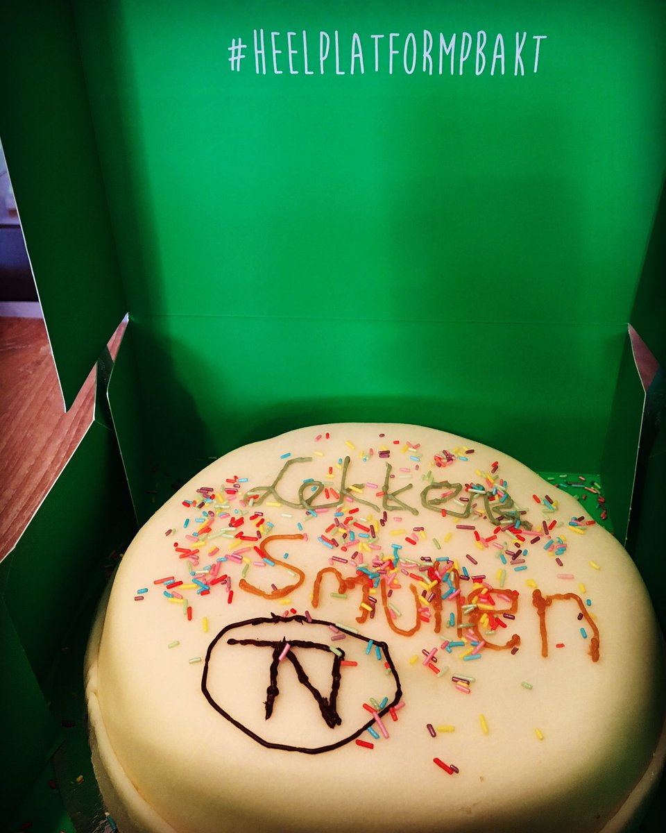 Wat een fijne taart! Dank @platform_p #heelplatformpbakt #lekkerknutselen en taart eten