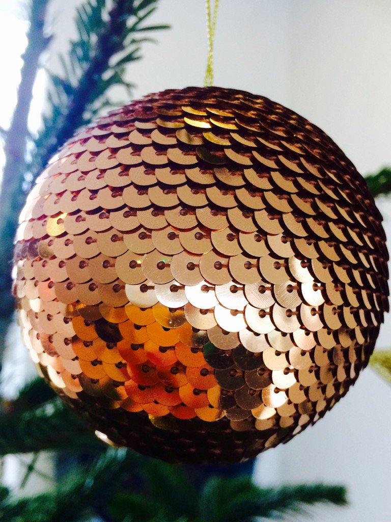 staithscafebar's tweet photo. It's baubles &amp; burgers all round tonight as we get the decorations UP &amp; the burgers ON! #from5 #burgernight #Xmas https://t.co/RuUXM1J4hQ