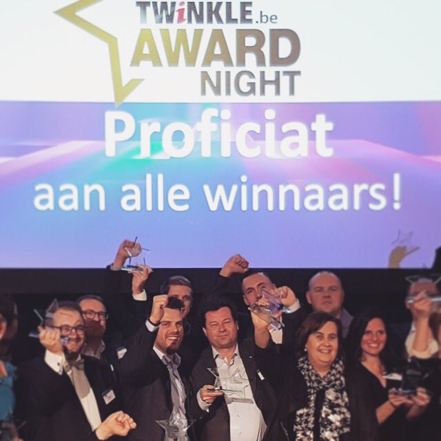 D3NN15_P's tweet photo. About last night!! #thankyou @TwinkleBelgie @Selligent #Winningteam #twinkleawards16 https://t.co/znFJrdjNUE