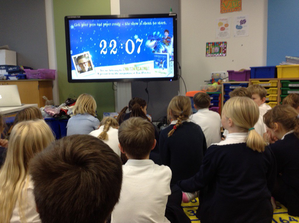 NikkiFryer133's tweet photo. @IPACA_Library @ipaca_official @PuffinBooks #ChristmasurusParty #IPACALearn #readytogolive #puffinlive #tomfletcher https://t.co/jeCs17urtm