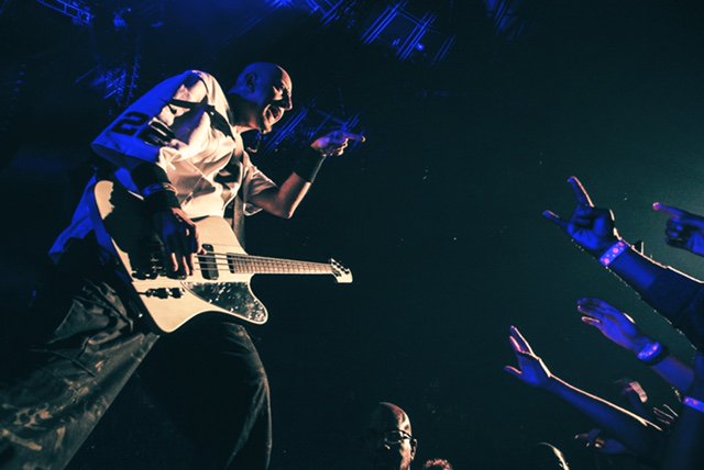 systemofadown's tweet photo. We are looking forward to headlining the Bravalla Festival in Sweden this summer. Tickets are on sale Dec 5th. Photo Credit: @gregwatermann https://t.co/dL5pKYYWdj