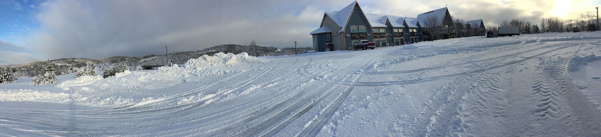 Ça commence à sentir la motoneige à #Edmundston ! Starting to smell like snowmobiling! #nbwinter <a href="/TourismeNB/">Nouveau-Brunswick</a>