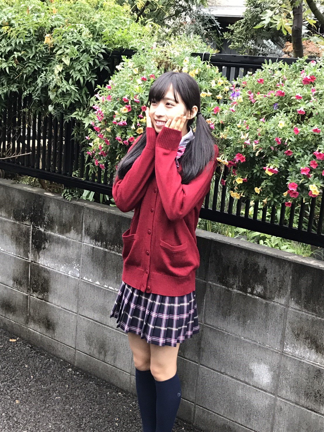 小栗有以　制服 