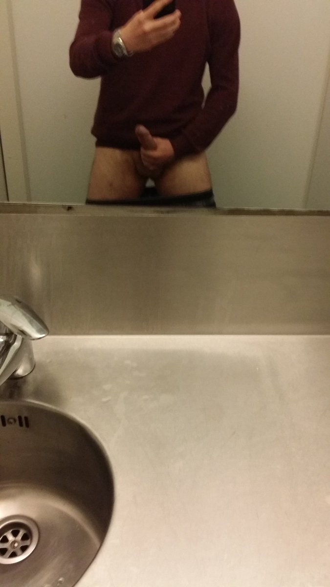 robnot123's tweet photo. #public #bathroom #wank https://t.co/bzNJSGJrrw