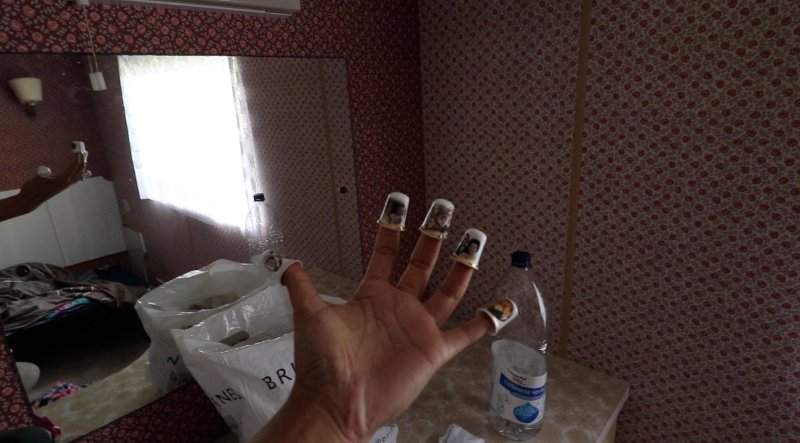 @GlgGoing (BNC 16) is part of 'FADE TO PURPLE' @chaltongallery opening tonight from 6