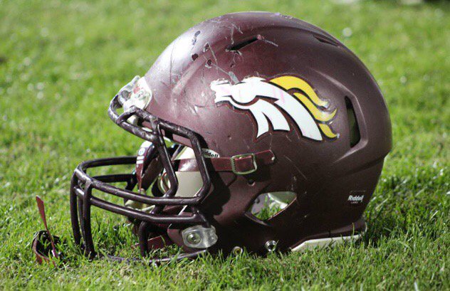 Mark_Berryman's tweet photo. It's game day time to work @MAMustangsFB @MAstudentsect #RuntoWin #DialitUp #wildhorses @AHSAA_football https://t.co/ONIoY3ALQv