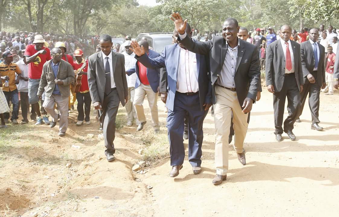 HonWashiali's tweet photo. Today at Shianda with the Deputy President William Ruto https://t.co/0DpyRQL0vG