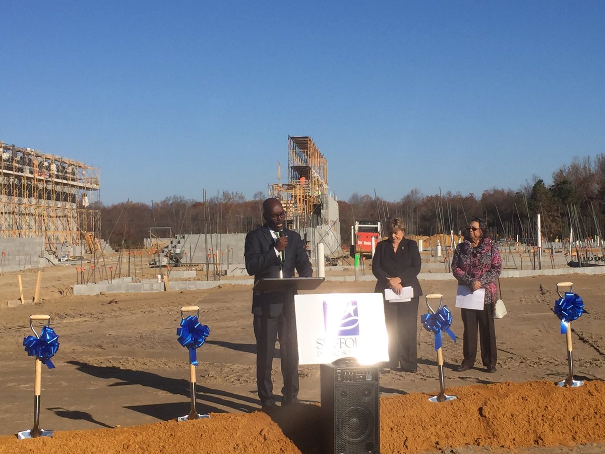connorplconnor's tweet photo. Exciting day for Suffolk Public Schools as we celebrate the Groundbreaking at Florence Bowser Elementary School. #SPSK12Proud https://t.co/JDpkyPoFAF